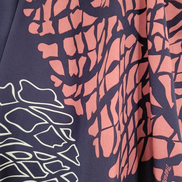 Manuheali'i Kapana Fly Away Top Size XXS - Picture 3 of 6